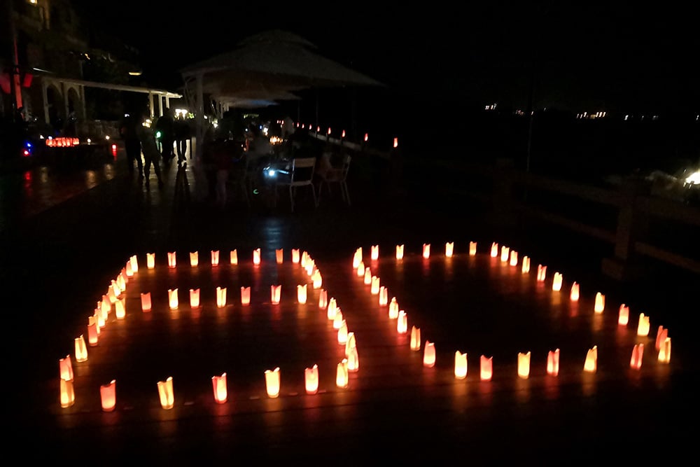 G3 Earth Hour Monogramme Candle Display image 3