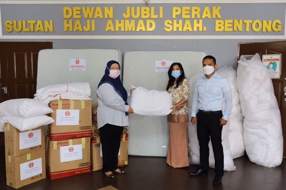GENM Contributes Essential Items to Flood Victims in Pahang image 2