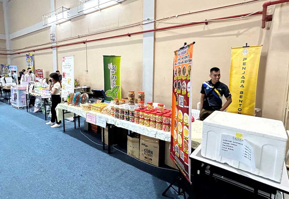RWG’s Support for Bentong Prison Inmates at Employee Night Market and Sales Bazaar image 2